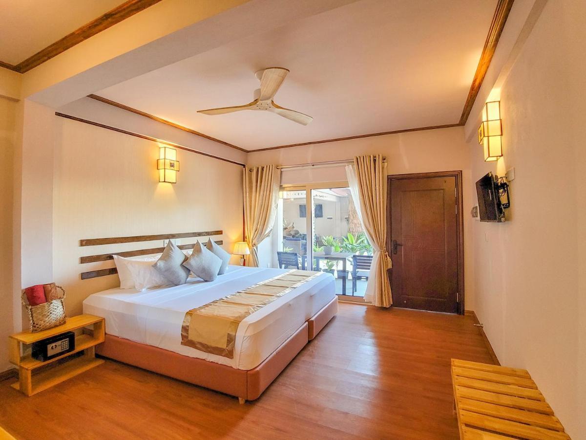 Amazing View Guest House Thoddoo Bagian luar foto