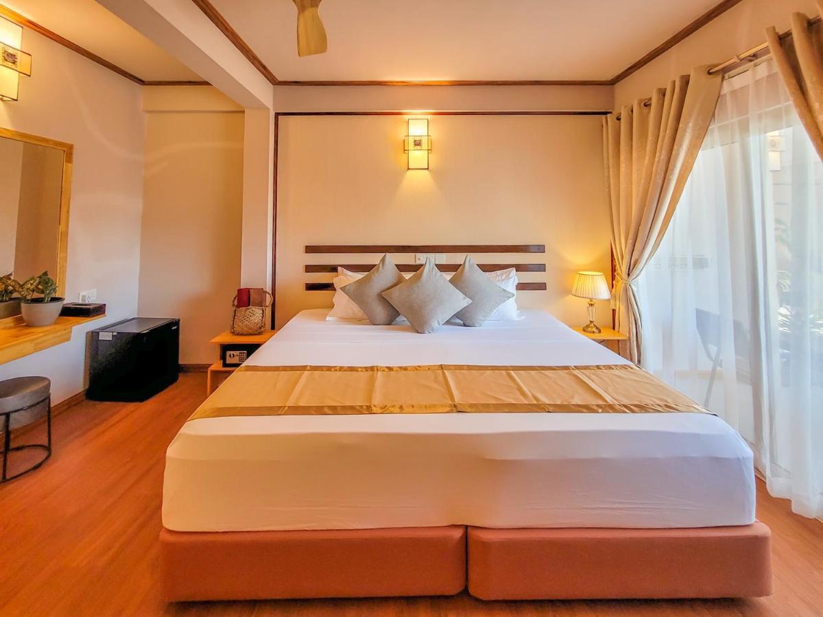 Amazing View Guest House Thoddoo Bagian luar foto