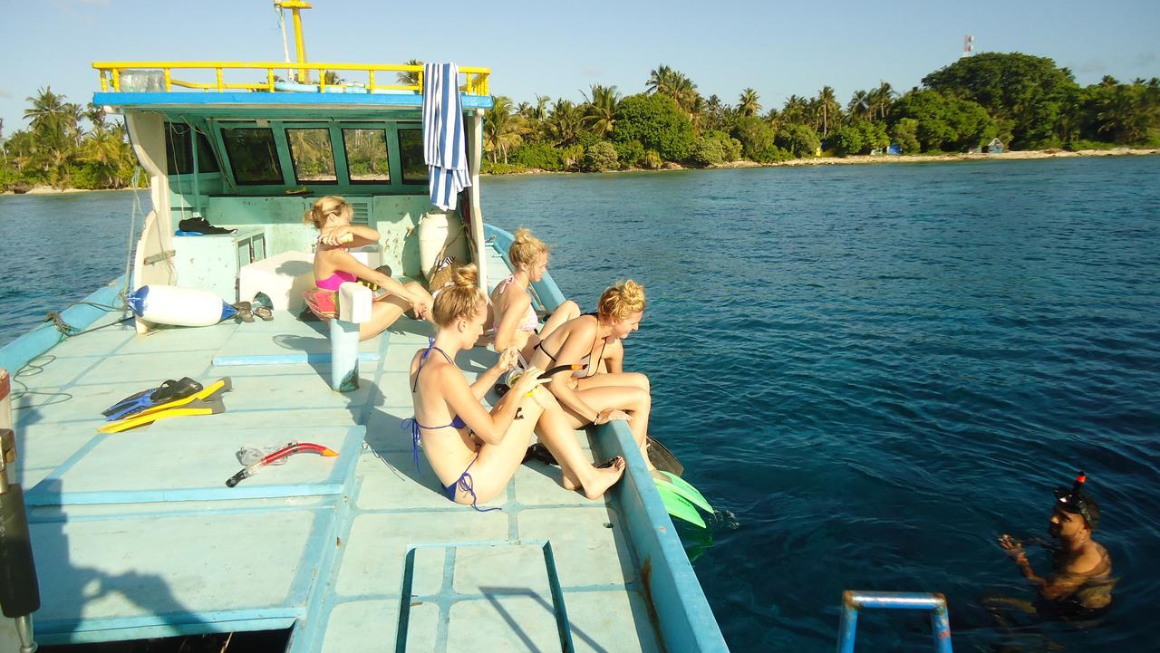 Amazing View Guest House Thoddoo Bagian luar foto